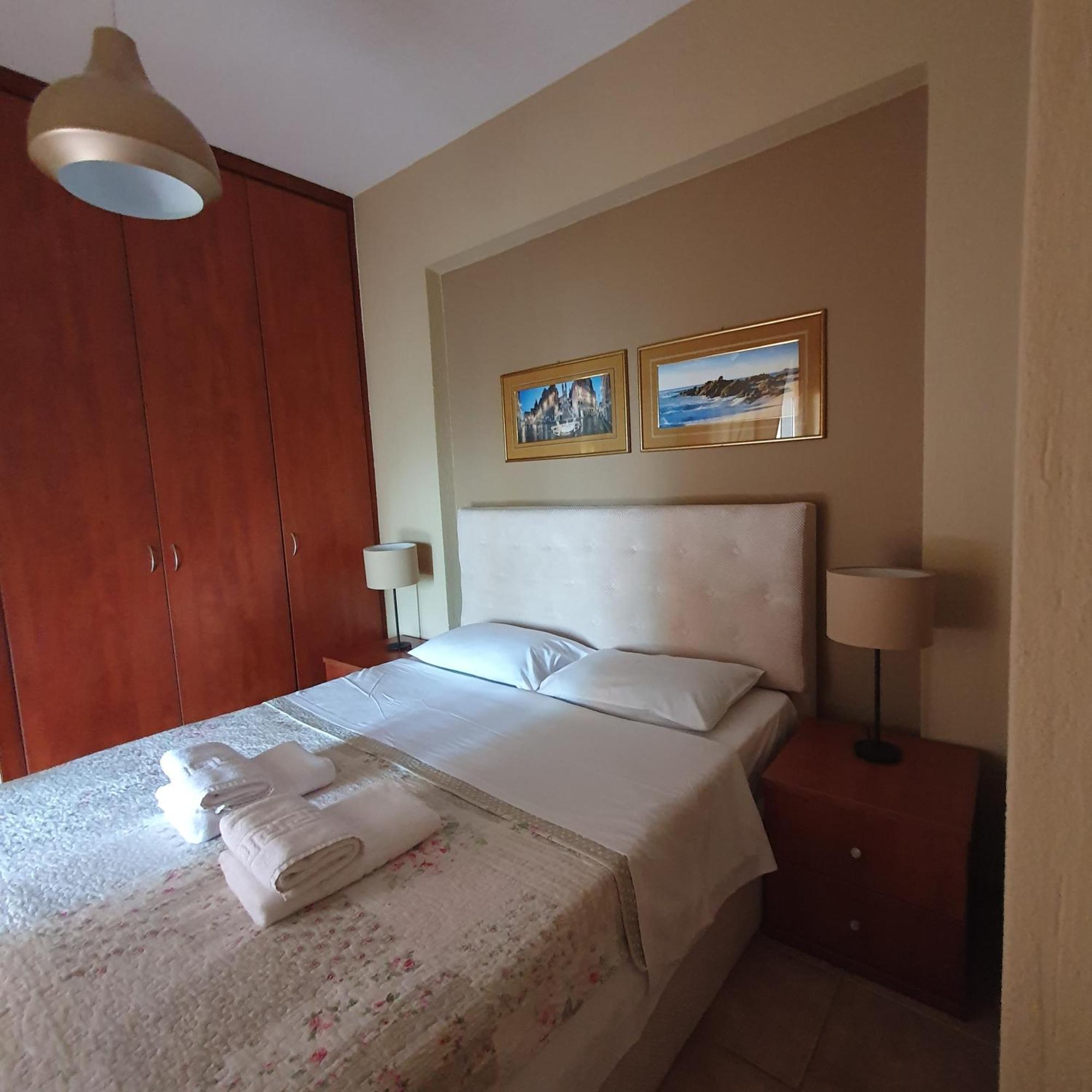 Agrili Apartments & Rooms Elia Nikitis Oda fotoğraf