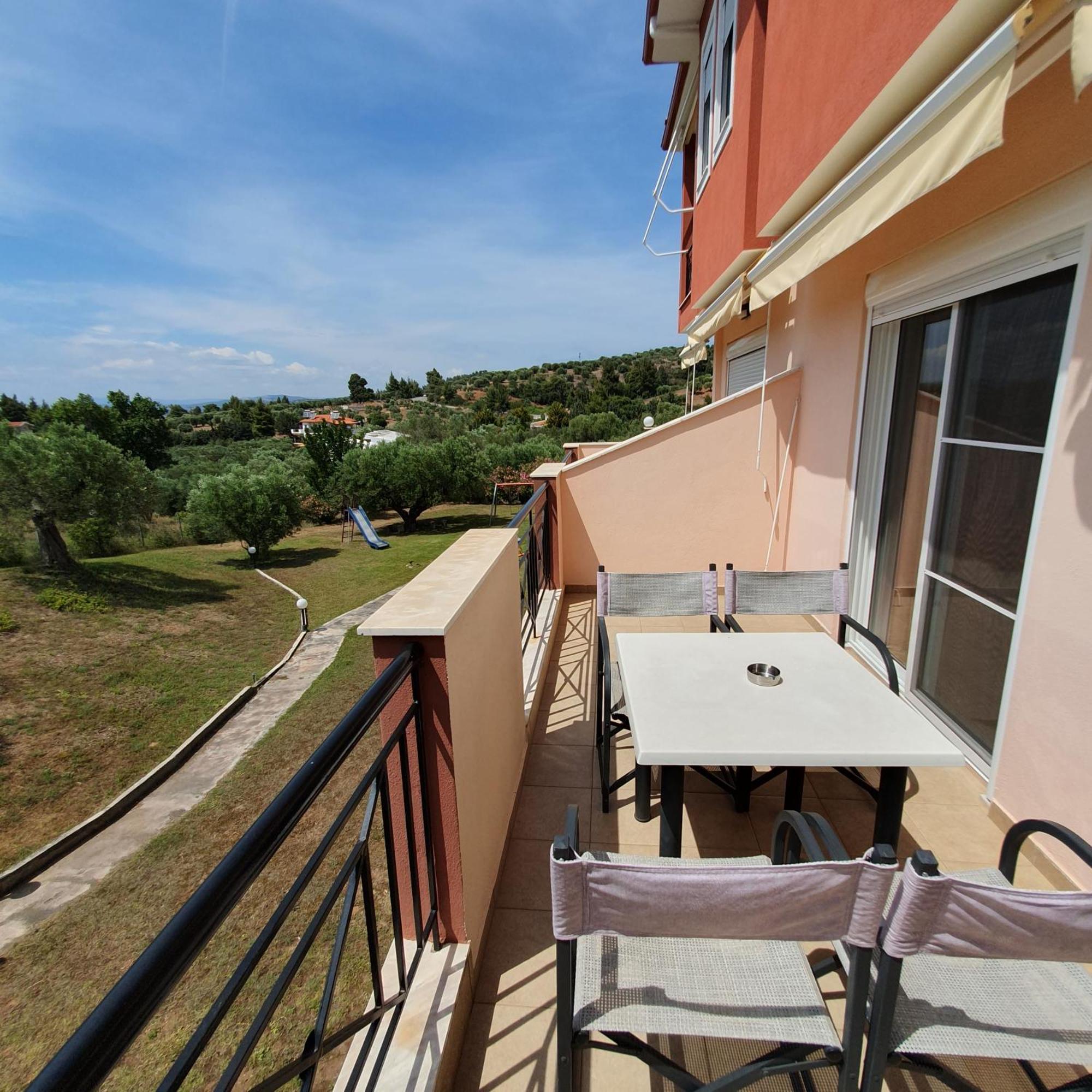 Agrili Apartments & Rooms Elia Nikitis Oda fotoğraf