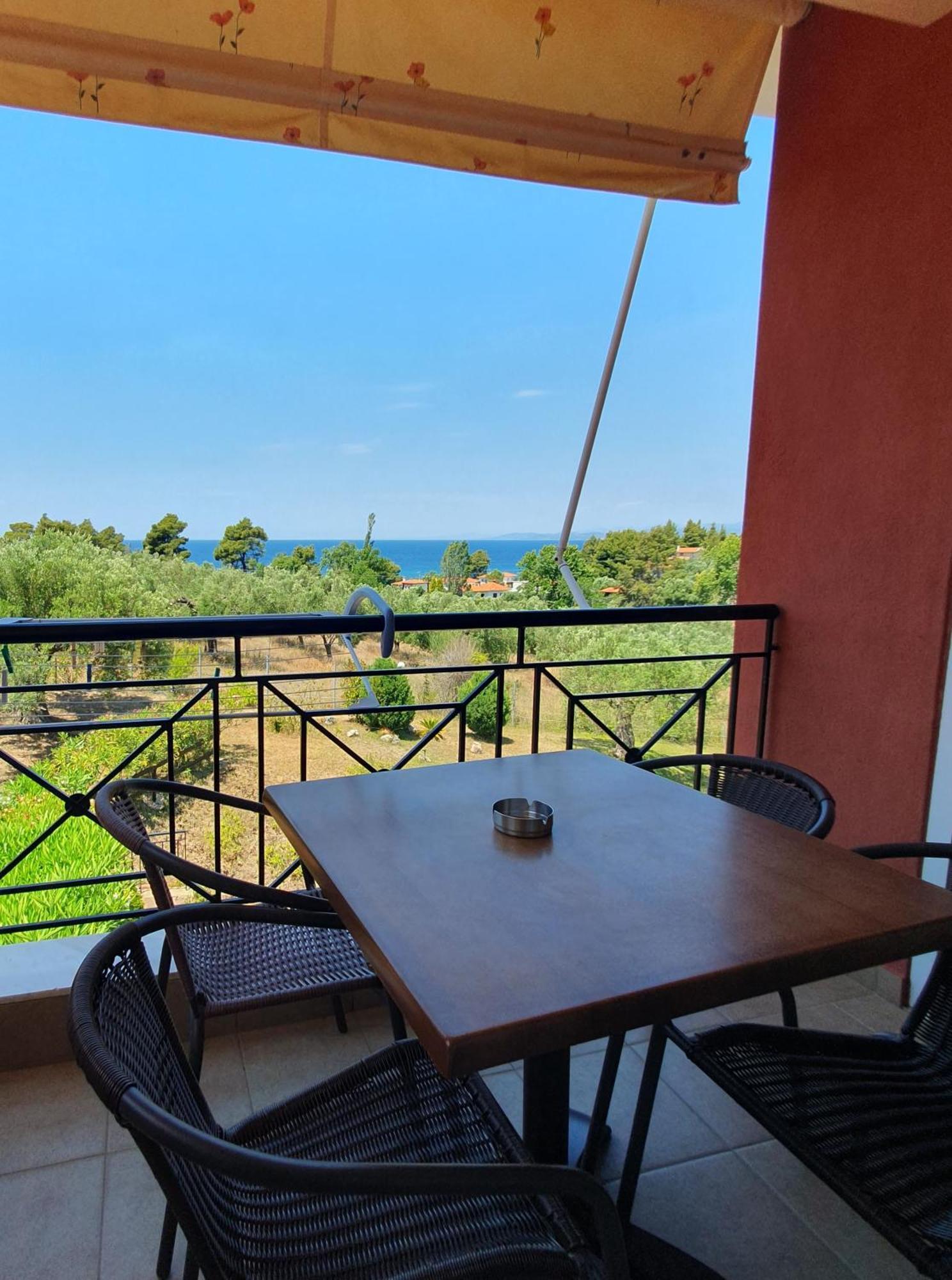 Agrili Apartments & Rooms Elia Nikitis Oda fotoğraf