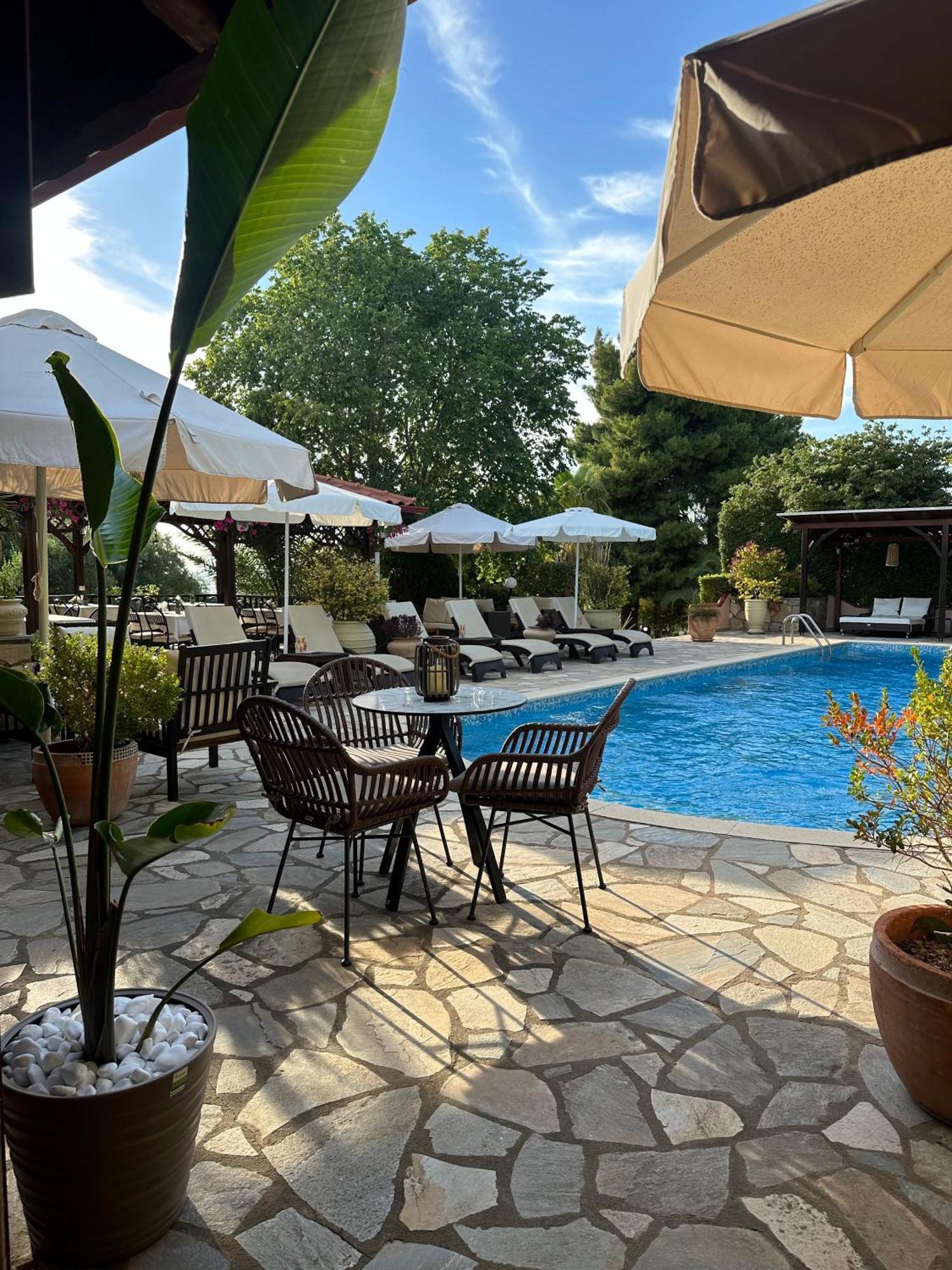 Agrili Apartments & Rooms Elia Nikitis Dış mekan fotoğraf